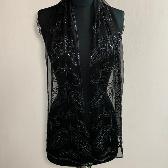 All that glitter sequence embellish scarf - Picture 2 of 4